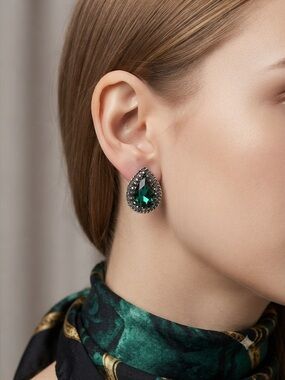 Green Teardrop Rhinestone Earrings | Silver Hematite Statement Drop Earrings